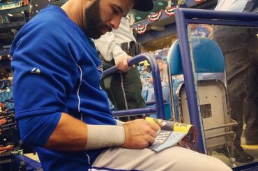Un autographe de #openingday de Joey Bats ....