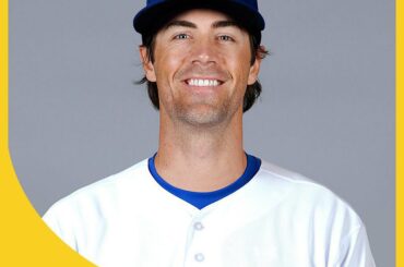 @Rangers acquiert officiellement Cole Hamels de @Phillies dans le cadre d'un blockbuster à 8 joueurs. ...