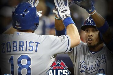 @KCRoyals frappe tôt et souvent, asseyez-vous à une victoire de la 2e STRAIGHT #WorldSeries ....