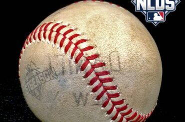 @Mets 'Daniel Murphy a envoyé ce Clayton Kershaw offrant une projection de 415 pieds, pe ...
