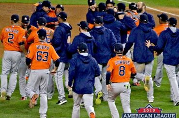 «Nous allons à Kansas City.
Kansas City, nous voilà! »AL #WildCard a présenté ...