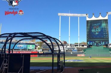 Glorieux. #ALCS présenté par @Wendys ...