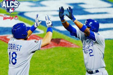 Les 4 courses de @KCRoyals sont les plus marquées dans le top 1 de l’histoire de #ALCS ...