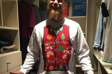 #Repost @hunterpence:

Avis ... Avez-vous déjà vu moi et le père Noël en même temps ...