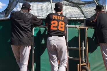 @busterposey: 28 jours avant les premiers lanceurs et entraîneurs de catcheurs #tbt #springtrai ...