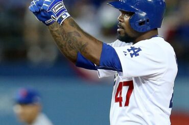 Officiel: @Dodgers a signé un contrat de deux ans avec Howie Kendrick. #Cuisinère chaude...