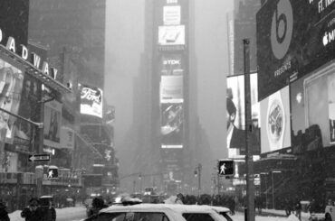 "Quel blizzard, ce ne sont que quelques flocons" #NYC ...