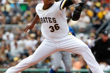 Edinson Volquez est à la tête d'une équipe de @pittsburghpirates qui a été 51-30 à domicile, à égalité ...