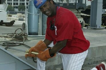 "@phillies: CBP 10 ans et plus. @ JRollins11 commence sa construction. ...