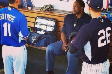Dave Winfield arrêté par l'entraînement #JapanSeries aujourd'hui ....