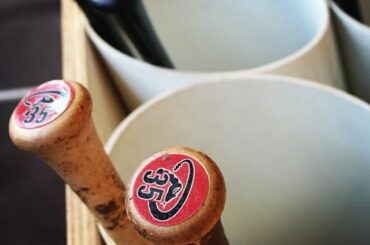 Choisissez votre batte judicieusement. #OpeningSeries ...