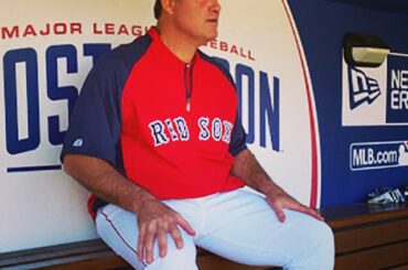 John Farrell observe son équipe se préparer pour le #JapanSeries ....