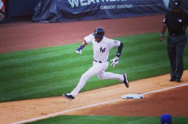 Jeter. Bousculer. #FarewellCaptain ...