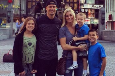 La famille Guthrie à Osaka. #JapanSeries (via @therealjguts) ...