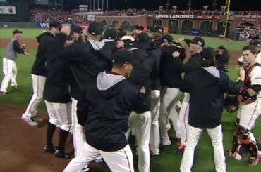 C'est une année paire, bien sûr, les @sfgiants sont là. #Postaison ...