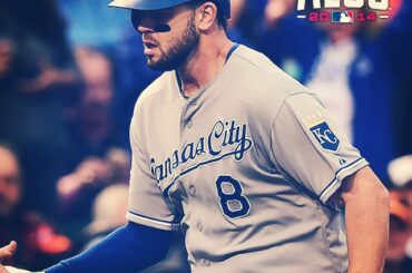 Il y a un orignal en vrac dans les rues de Baltimore. #ALCS ...