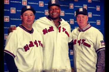 Glavine, Maddux et Thomas ornent leurs maillots #HOF ....
