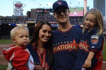 La famille Morneau retourne à Minneapolis. #HRDerby ...