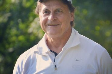 Tony La Russa est tout sourire au tournoi de golf @baseballhall. #hofwknd ...