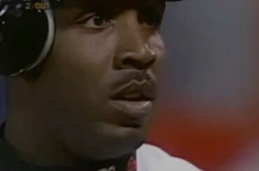 Il y a 22 ans aujourd'hui, les D-backs ont intentionnellement accompagné Barry Bonds avec les BASES ...