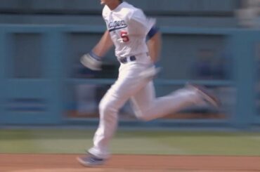 Jusqu'à présent, tout est Dodgers sur #SundayNightBaseball ....
