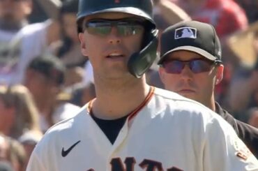 @BusterPosey livre !  #Jeu162...