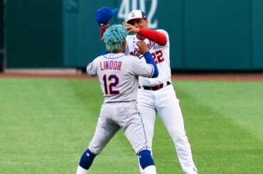 Les tensions sont vives sur #FridayNightBaseball.  ...