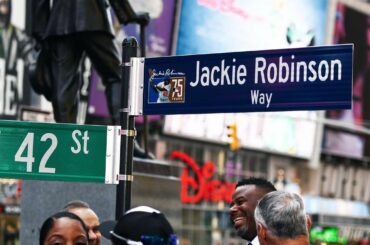 Aujourd'hui, la 42e rue appartient à Jackie.  #Jackie42...