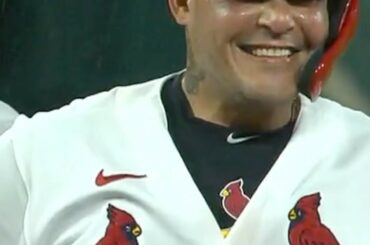 SOCLE VOLÉ YADIER MOLINA...