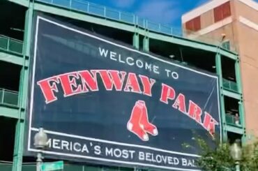 Aujourd'hui va être une super journée de baseball !  Commencez avec CWS-BOS sur @NBC...