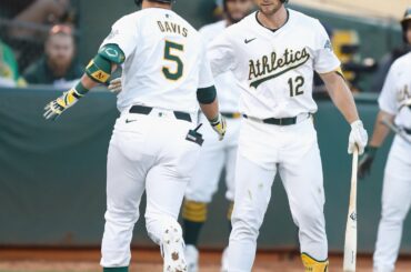 Les jeux à succès multiples d'Oakland entrent dans l'histoire