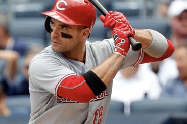 Où se classe Joey Votto parmi les joueurs de premier but de tous les temps ?
