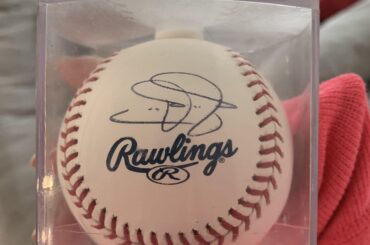 Baseball signé - Signature inconnue