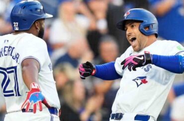 George Springer des Blue Jays frappe deux circuits en deux manches contre les Yankees