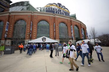 Photo d'un accident d'escalier roulant blessant 11 personnes au MLB Ballpark