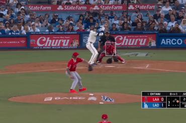 (Point culminant) Shohei Ohtani frappe un circuit de 2 points pour prolonger l'avance.