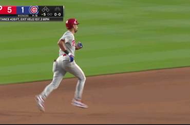 (Point fort) Trea Turner écrase son deuxième home run de la soirée, un coup de 2 points qui sort du stade