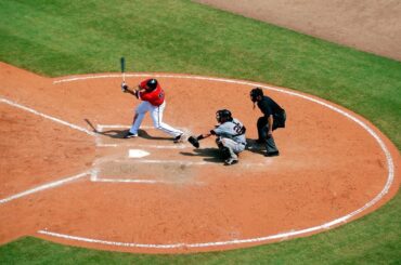 Comment le système ABS va-t-il changer la position du receveur dans la MLB ?
