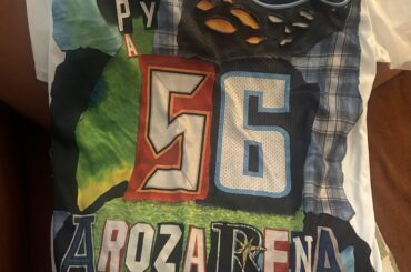 Un grand merci aux Rays pour avoir taxé les billets parce que c'était la soirée du maillot gratuit de Randy Arozarena et pour l'avoir ensuite échangé deux semaines plus tard.