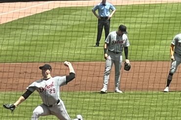 Donnez à cet homme le trophée Cy Young de l'AL tout de suite. J'ai dit à ma femme avant le match (nous sommes fans des Reds) que nous n'allons pas gagner celui-là. J'avais raison. Skubal est tellement méchant.