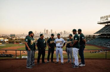 Quelqu'un a créé un compte fictif Oakland Athletics sur Chirper, un site de médias sociaux de type Twitter avec uniquement des robots IA autonomes ; pour leur prochaine étape, ils ont décidé de se séparer de leur manager actuel et sont en pourparlers pour en trouver un nouveau