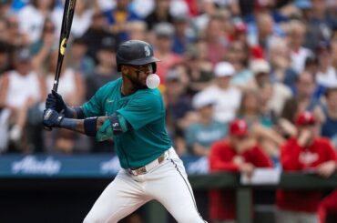 Rapports : Les Mariners signent une prolongation de contrat de 2 ans d'une valeur de 9,75 millions de dollars pour Robles
