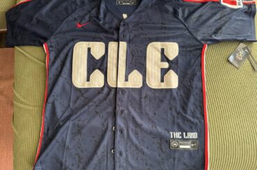 CLE City Connect de DHgate est probablement le meilleur maillot à 20 $ que j'aurais pu espérer