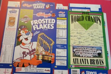 Coffret Frosted Flakes des champions de la série mondiale des Braves d'Atlanta 1992, non circulé