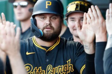 Rowdy Tellez libéré par les Pirates.