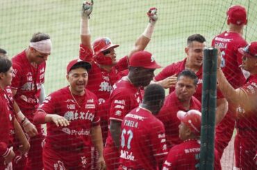 Trevor Bauer en feu lors de la finale du tournoi du Sud du Mexique