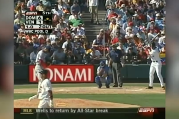 Miguel Cabrera est le SEUL joueur à participer aux CINQ PREMIERS tournois de la Classique Mondiale de Baseball ! 🇻🇪 Équipe Venezuela 2006, 2009, 2013, 2017, 2023. 25 G, 6 HR, 15 RBI, .330 OBP, .814 OPS.