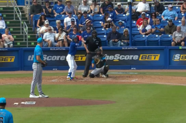 (Point culminant) Andres Gimenez réussit son premier coup de circuit à l'entraînement de printemps