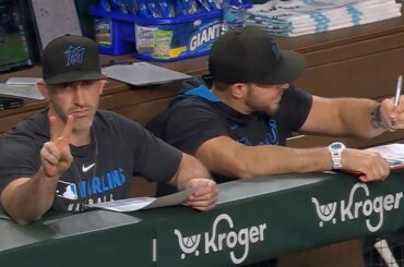 (Crizer) Les Marlins vont demander aux entraîneurs d'appeler chaque lancer de 2026 depuis l'abri. Les Giants, les Rockies et d’autres pourraient bientôt les rejoindre.