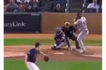 Cette fois-là, Yasiel Puig ne s'est pas enfui sur un ballon au sol 😬